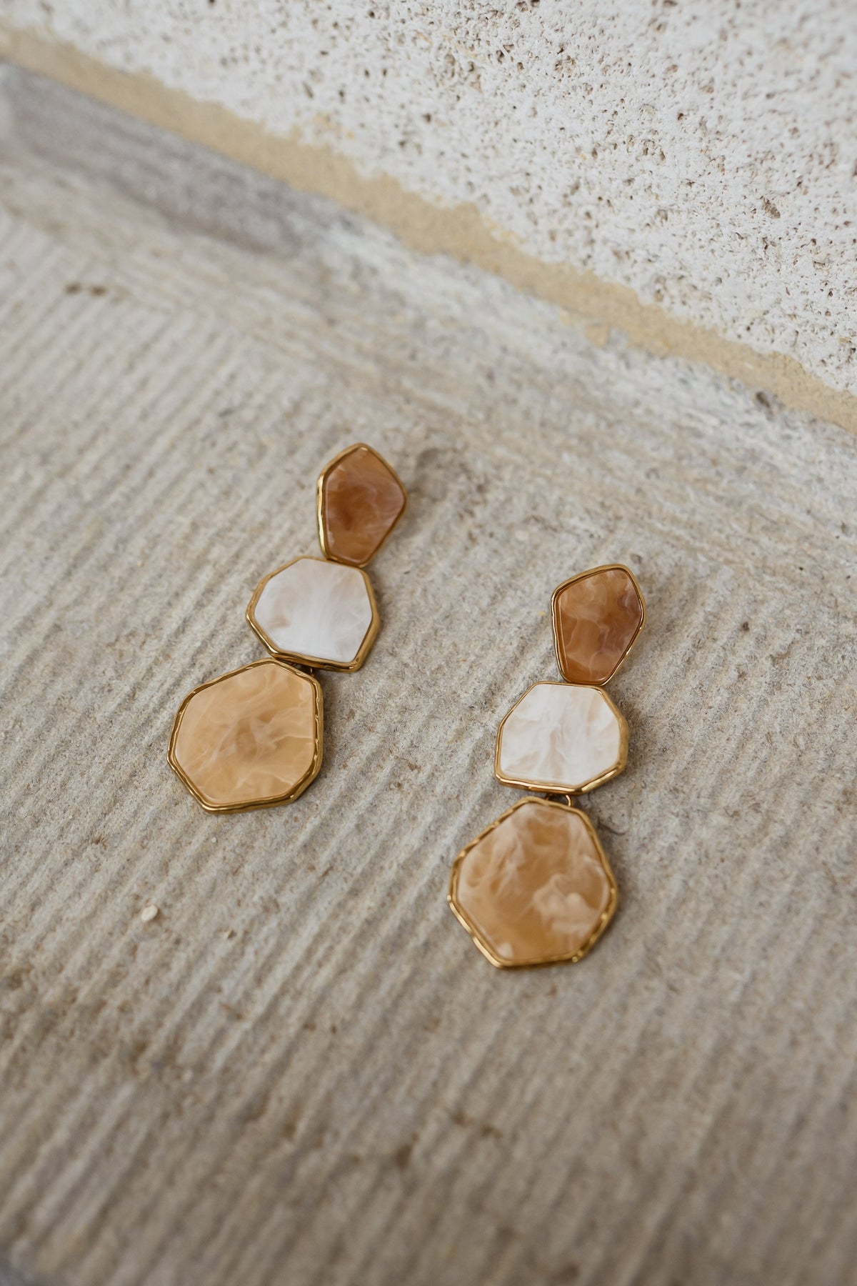 Boucles d'oreilles Palo - dorées et beige